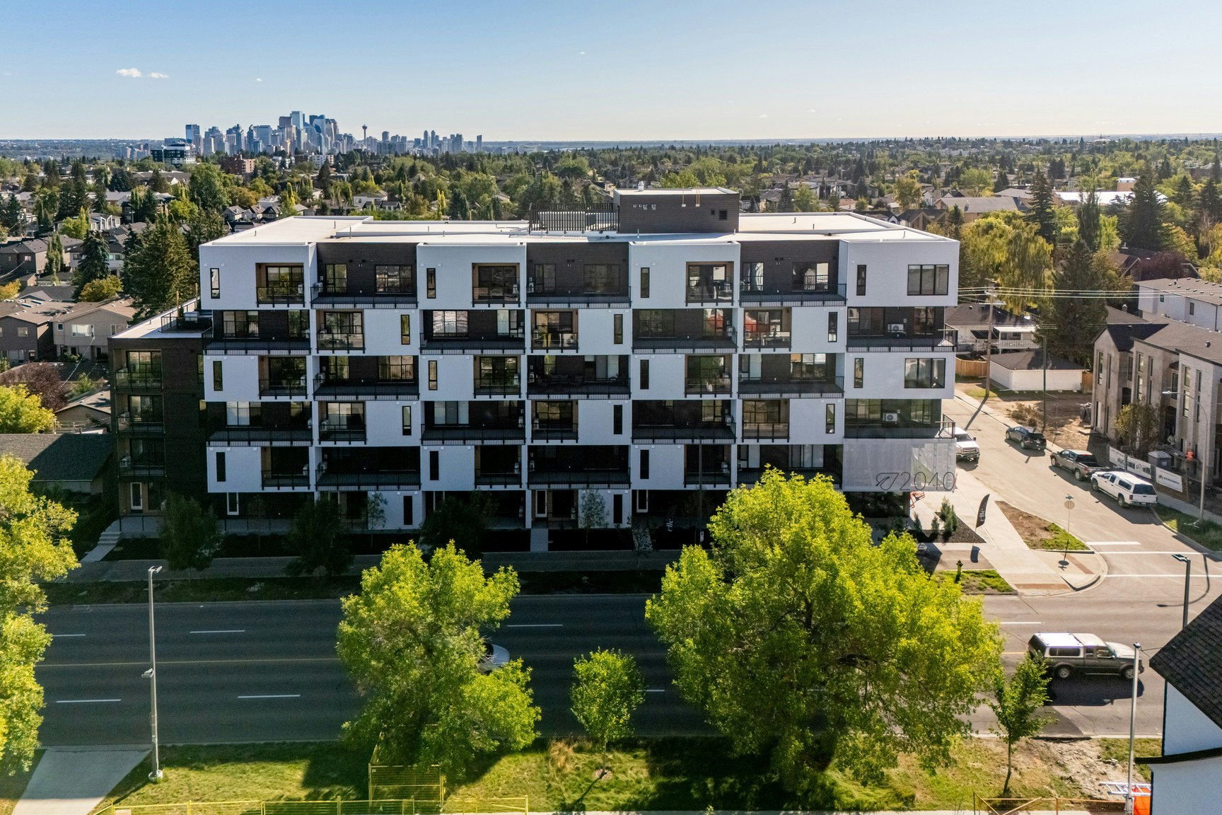 601-2040 37 Street Southwest, Calgary, AB, T3E 3A6