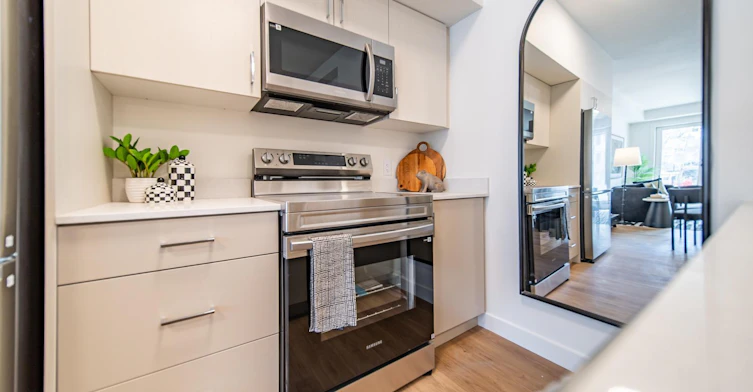 601-2040 37 Street Southwest, Calgary, AB, T3E 3A6 - 32