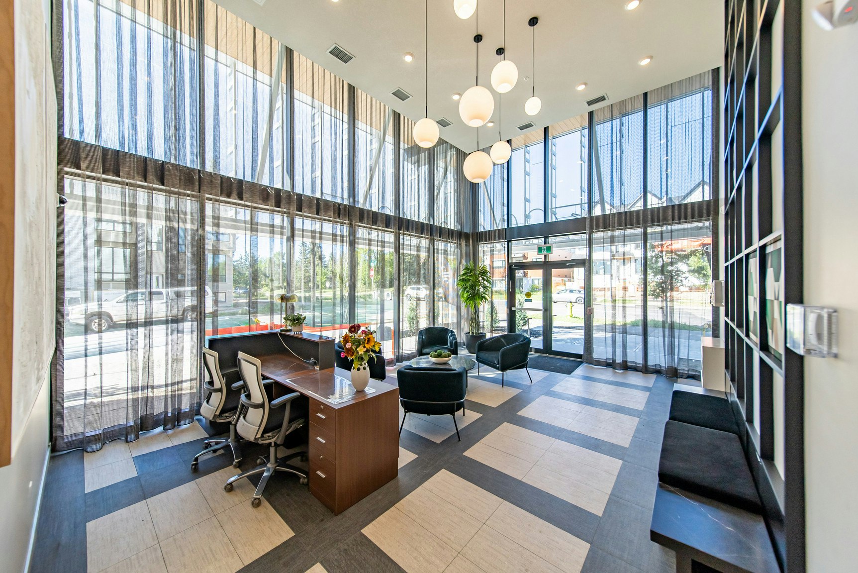 110-2040 37 Street Southwest, Calgary, AB, T3E 3A6 - 33