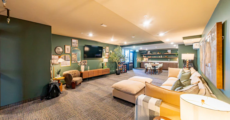 110-2040 37 Street Southwest, Calgary, AB, T3E 3A6 - 34