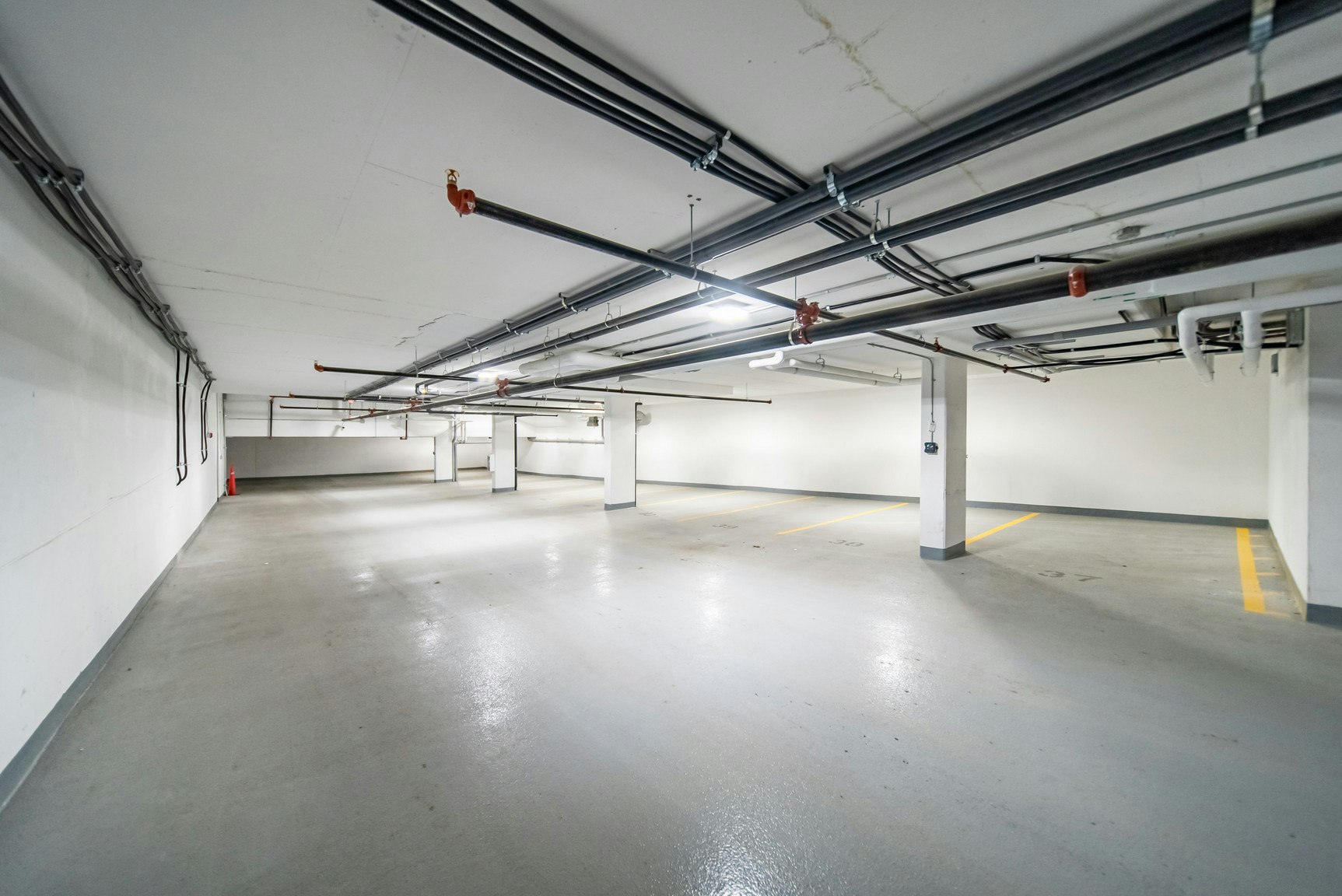 110-2040 37 Street Southwest, Calgary, AB, T3E 3A6 - 38