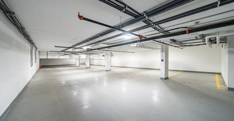 110-2040 37 Street Southwest, Calgary, AB, T3E 3A6 - 38