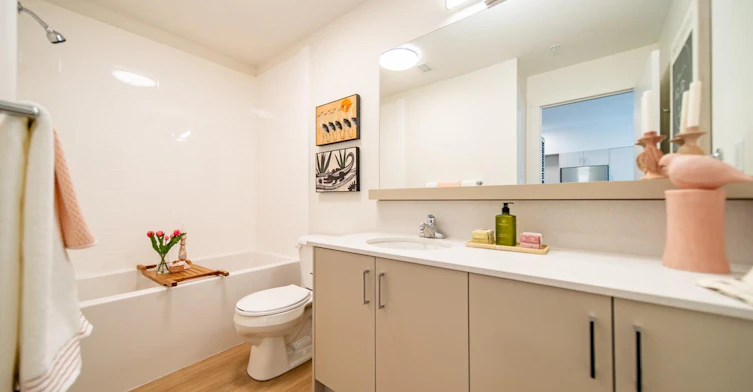 110-2040 37 Street Southwest, Calgary, AB, T3E 3A6 - 33