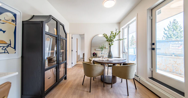 317-2040 37 Street Southwest, Calgary, AB, T3E 3A6 - 22