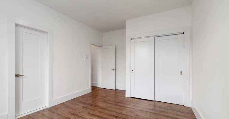 5235 De La Côte Saint Luc Chemin, Montréal, QC, H3W 2H8 - 22