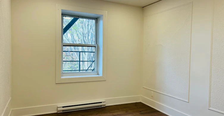 5235 De La Côte Saint Luc Chemin, Montréal, QC, H3W 2H8 - 10