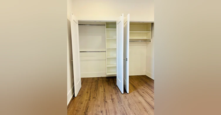 5235 De La Côte Saint Luc Chemin, Montréal, QC, H3W 2H8 - 9