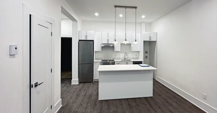 5235 De La Côte Saint Luc Chemin, Montréal, QC, H3W 2H8 - 14