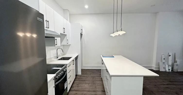 5235 De La Côte Saint Luc Chemin, Montréal, QC, H3W 2H8 - 13