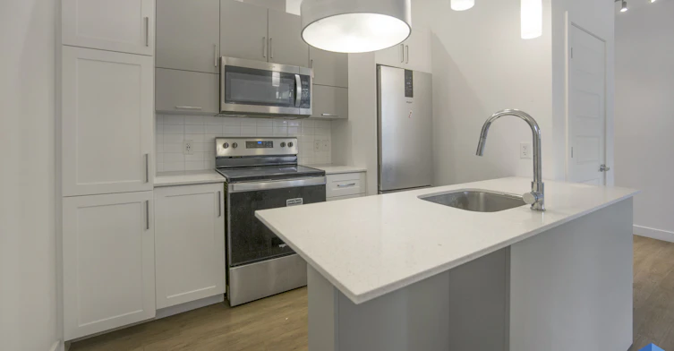 102-33 Marjorie D. Shackelton Rue, Gatineau, QC, J9J 3J2 - 3