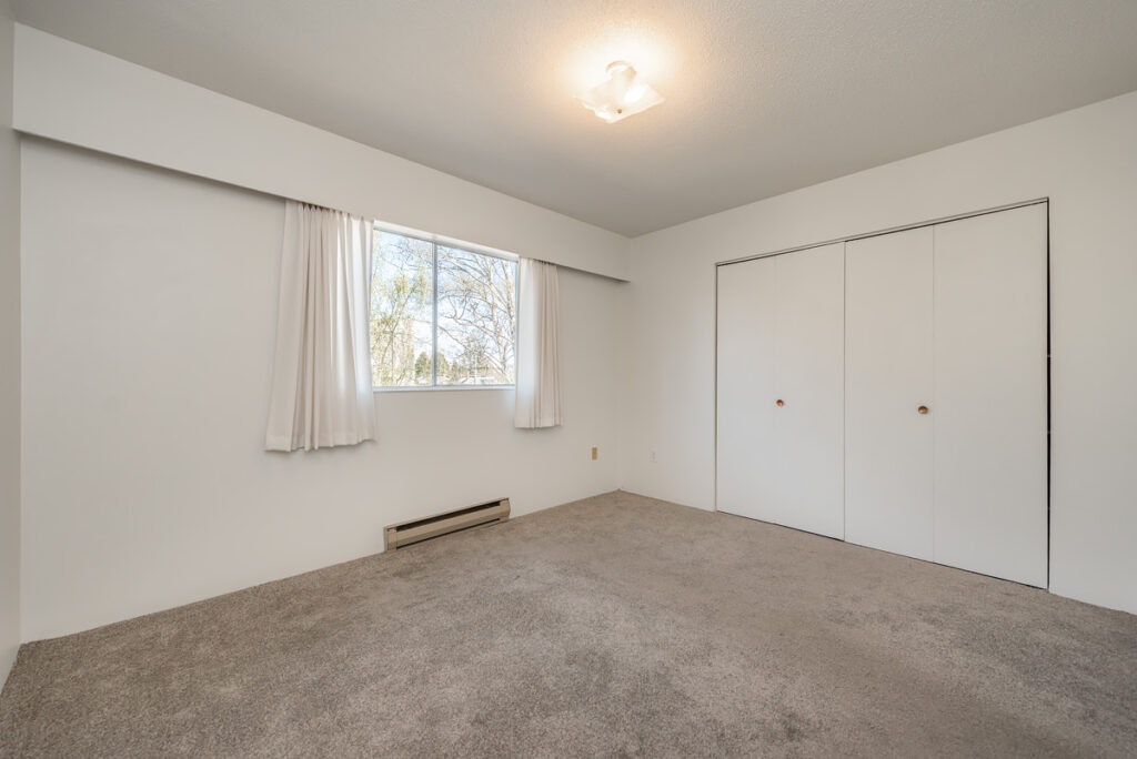 205-2230 Cadboro Bay Road, Oak Bay, BC, V8R 5G9 - 4