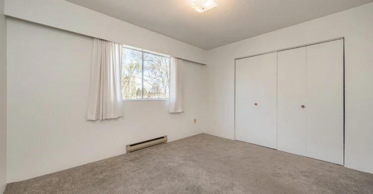 205-2230 Cadboro Bay Road, Oak Bay, BC, V8R 5G9 - 4