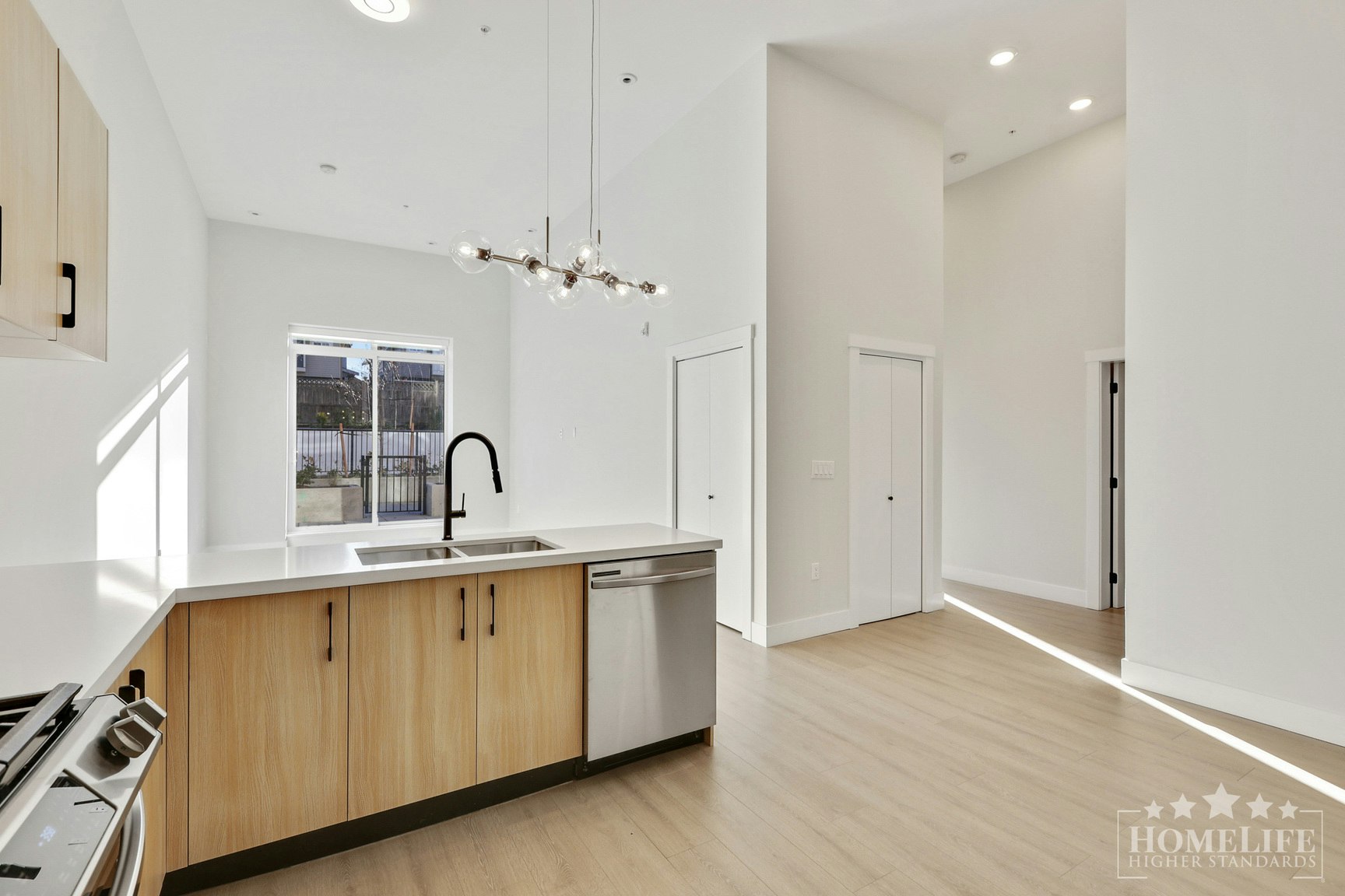 101-14858 60 Avenue, Surrey, BC, V3S 0B5