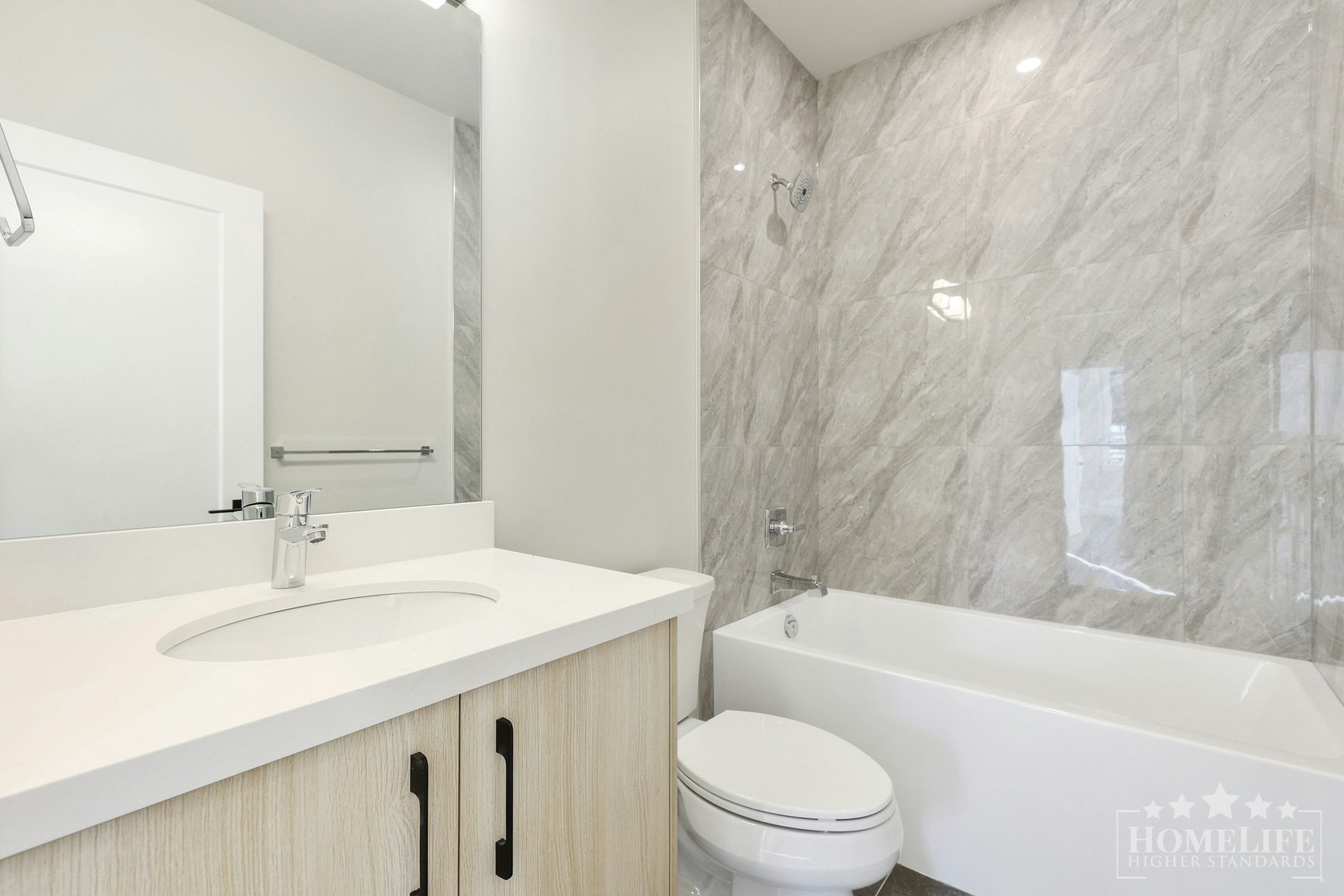 101-14858 60 Avenue, Surrey, BC, V3S 0B5 - 11