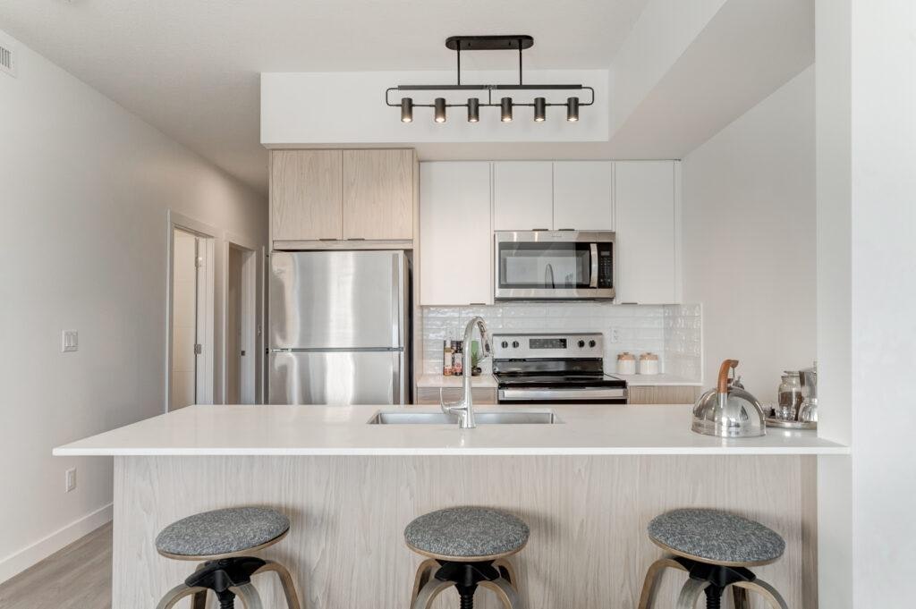 3360 16 Street Southwest, Calgary, AB, T2T 7A8 - 2
