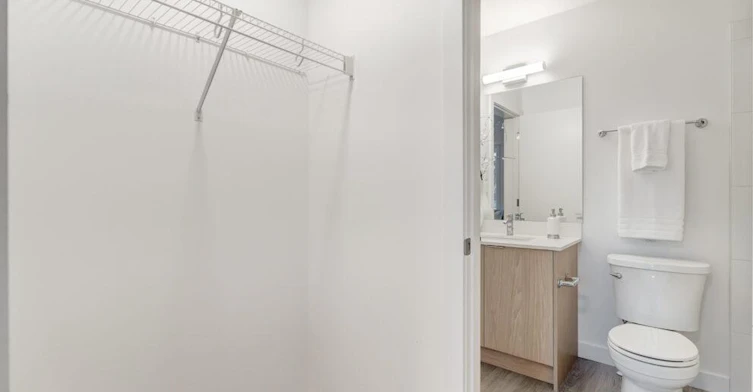 3360 16 Street Southwest, Calgary, AB, T2T 7A8 - 14
