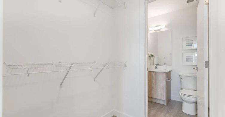108-3360 16 Street Southwest, Calgary, AB, T2T 7A8 - 29