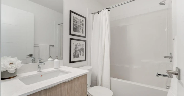114-3360 16 Street Southwest, Calgary, AB, T2T 7A8 - 7
