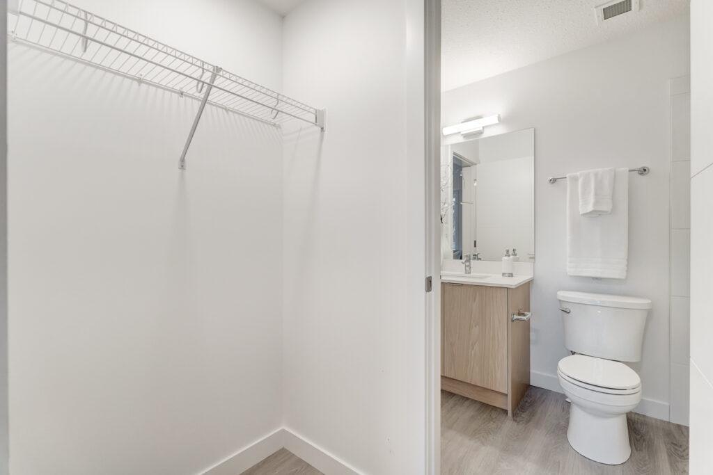 607-3360 16 Street Southwest, Calgary, AB, T2T 7A8 - 14