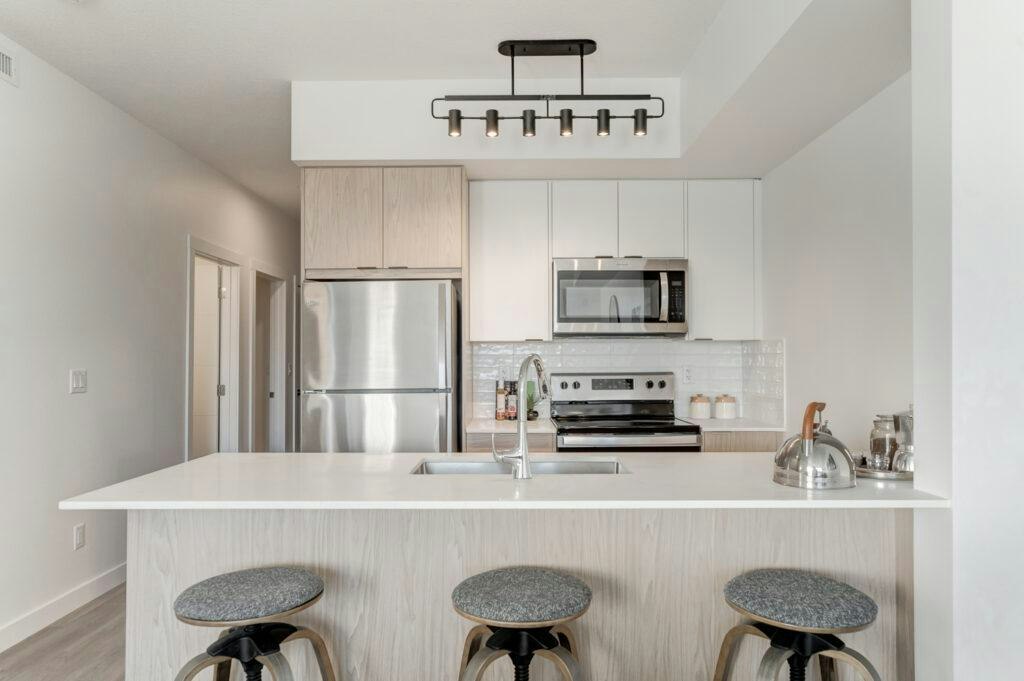 201-3360 16 Street Southwest, Calgary, AB, T2T 7A8 - 2