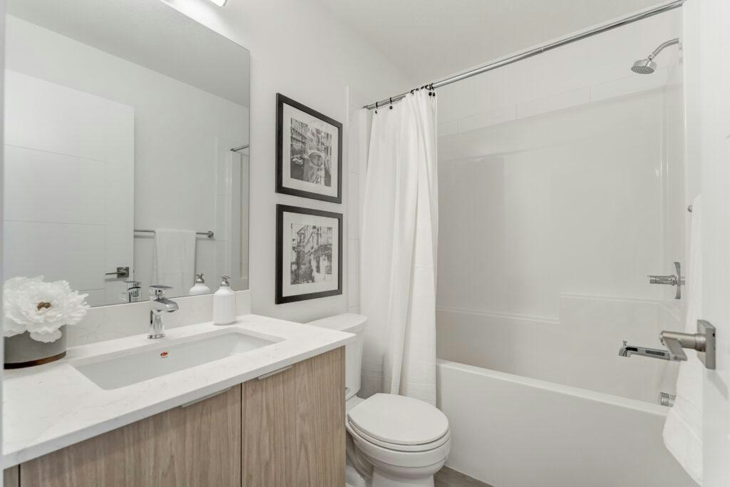 202-3360 16 Street Southwest, Calgary, AB, T2T 7A8 - 7