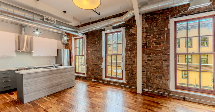 305-85 King Street East, Hamilton, ON, L8N 1A9 - 4