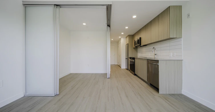 Plan U1-5828 Granville Street, Vancouver, BC, V6M 3C7 - 2