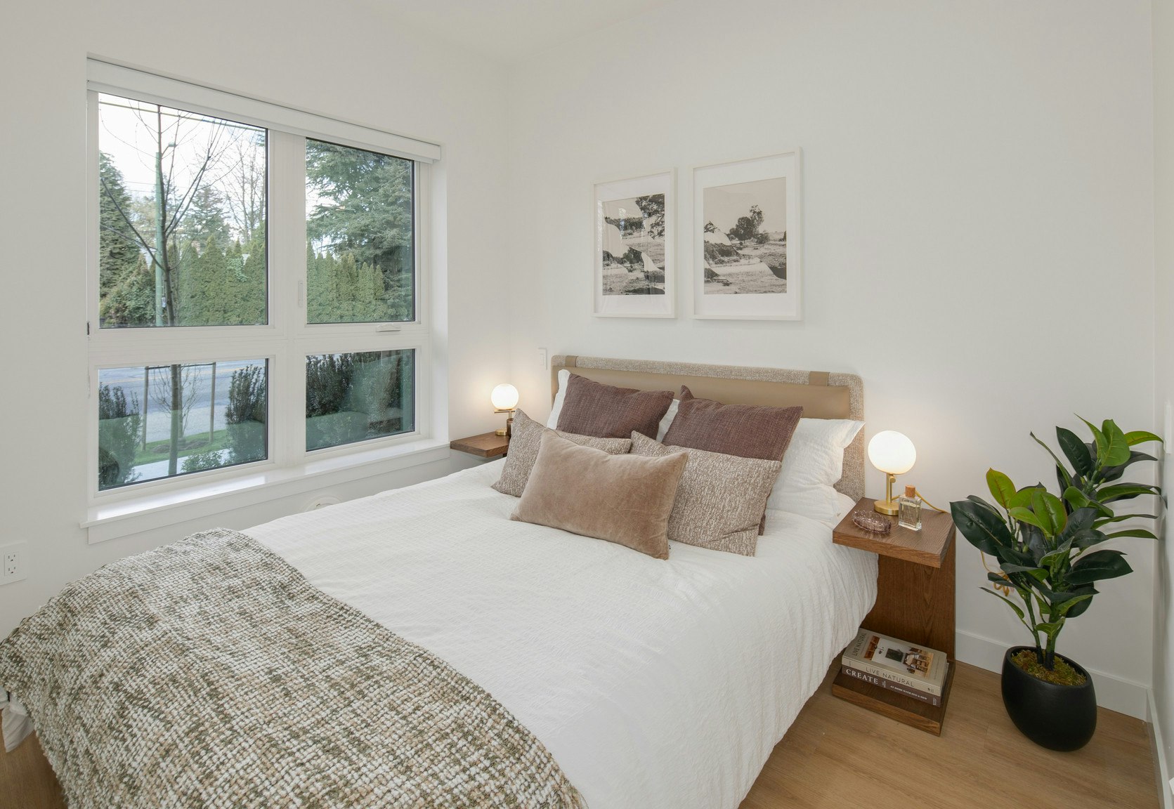 D4-5828 Granville Street, Vancouver, BC, V6M 3C7 - 2