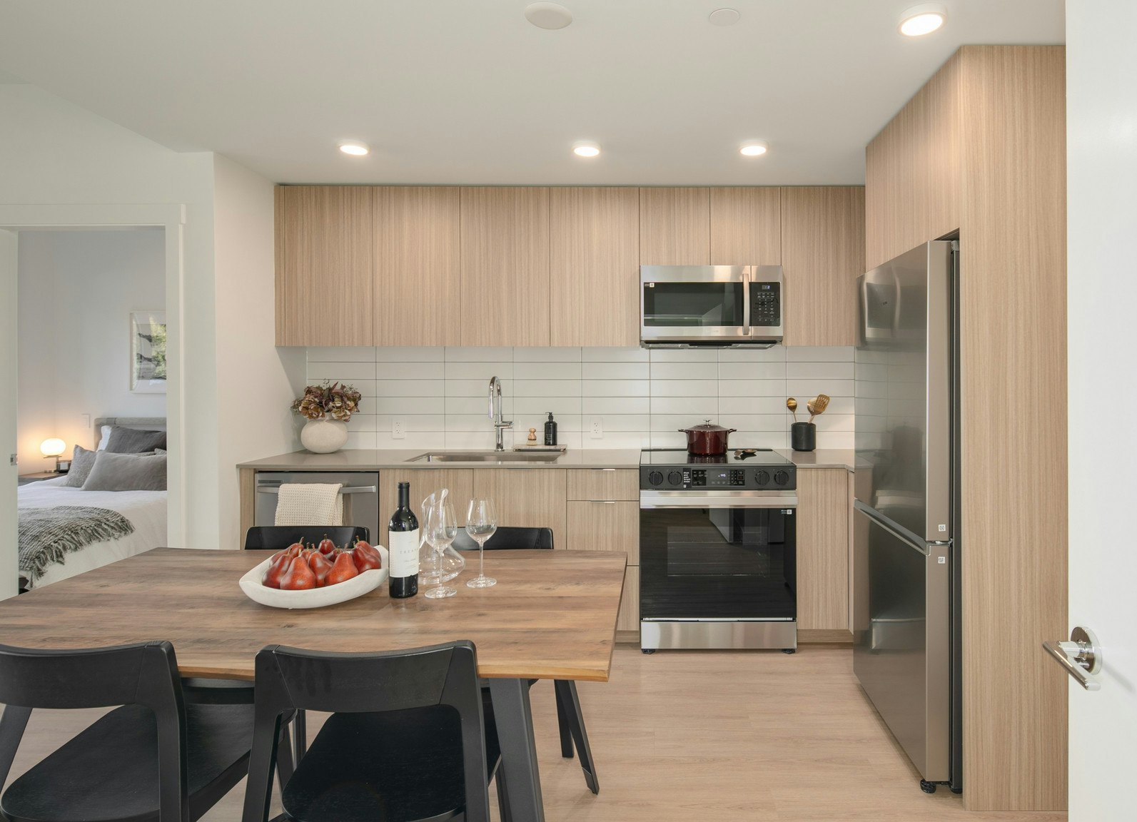 D4-5828 Granville Street, Vancouver, BC, V6M 3C7