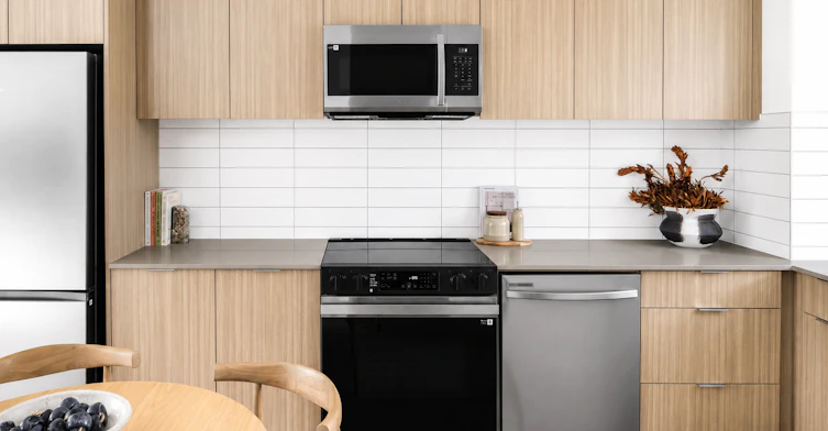 Plan TH1-5828 Granville Street, Vancouver, BC, V6M 3C7