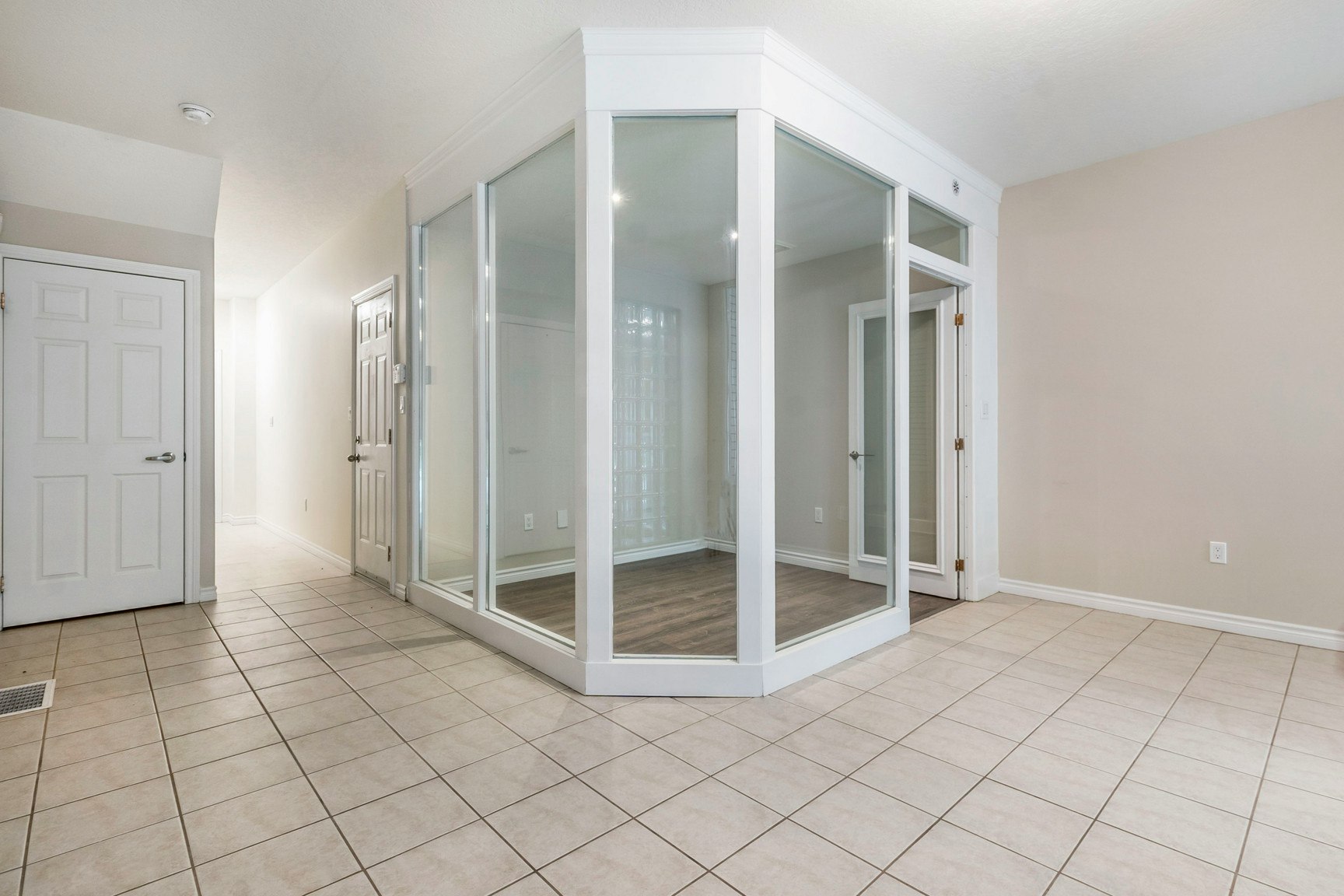 619 Wild Ginger Avenue, Waterloo, ON, N2V 2X1 - 7