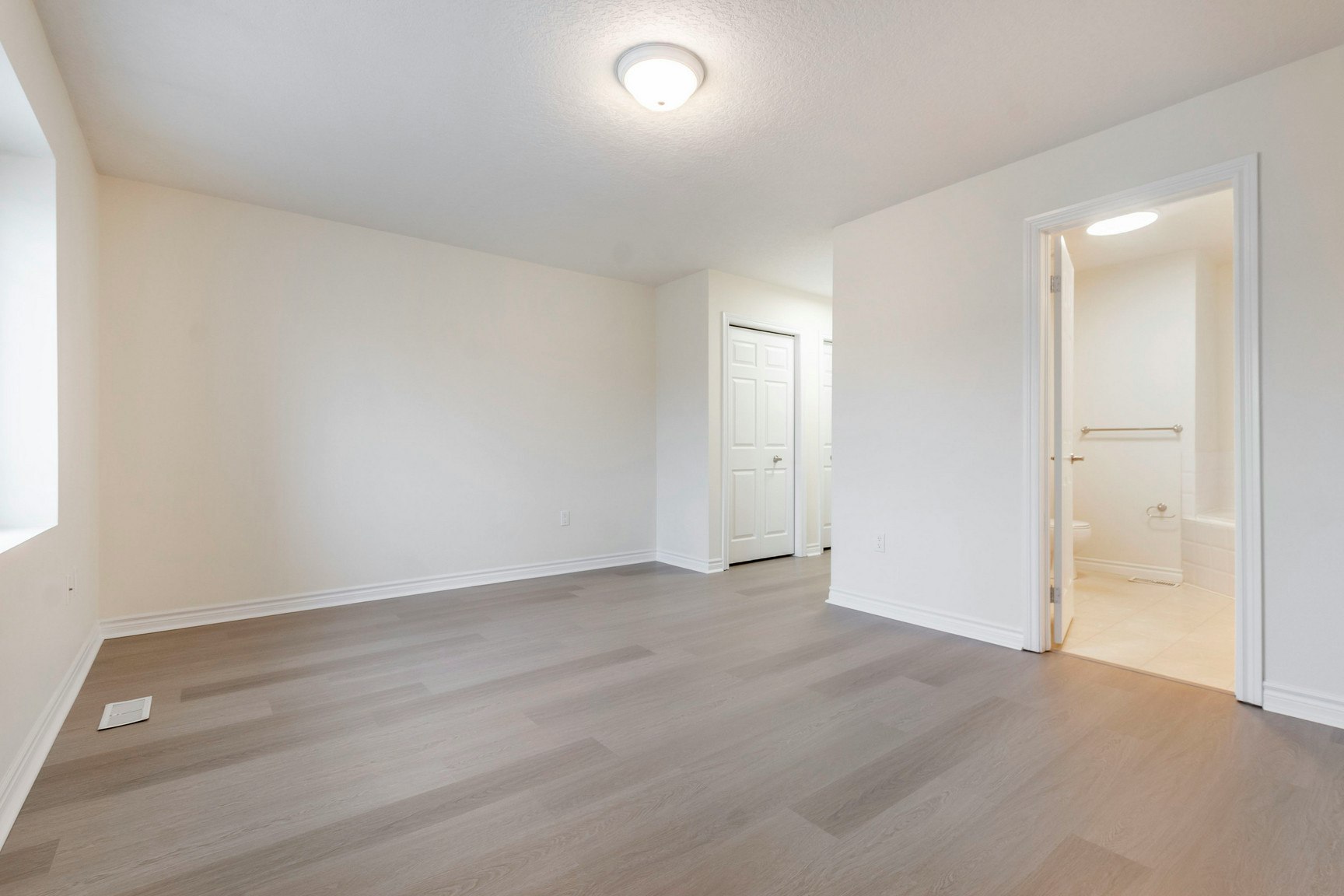619 Wild Ginger Avenue, Waterloo, ON, N2V 2X1 - 31