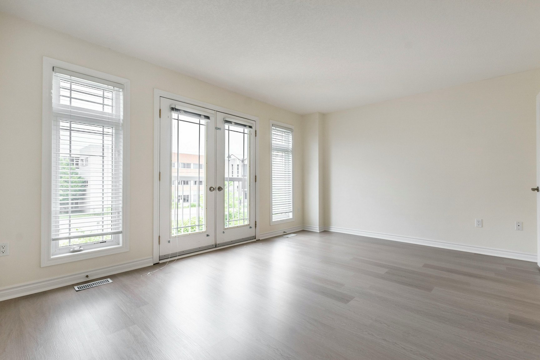 619 Wild Ginger Avenue, Waterloo, ON, N2V 2X1 - 15