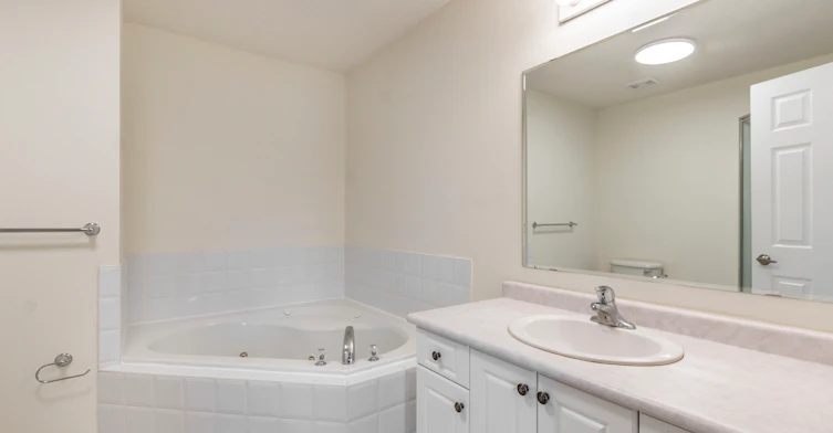 619 Wild Ginger Avenue, Waterloo, ON, N2V 2X1 - 32