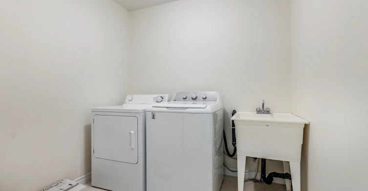 619 Wild Ginger Avenue, Waterloo, ON, N2V 2X1 - 21
