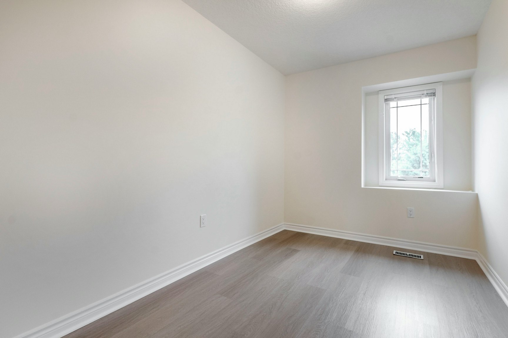 619 Wild Ginger Avenue, Waterloo, ON, N2V 2X1 - 24