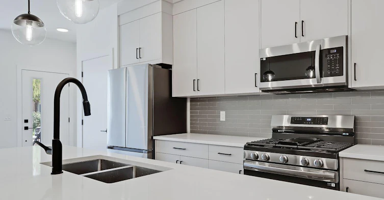 3905 16 Street SW, Calgary, AB, T2T 6V6 - 2