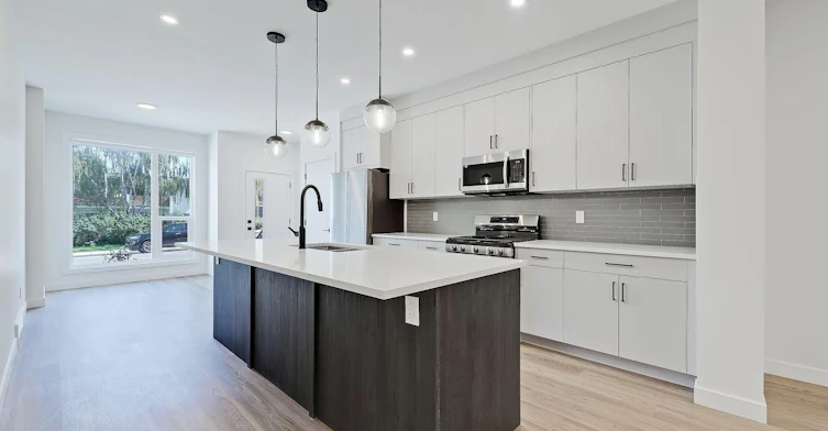 3905 16 Street SW, Calgary, AB, T2T 6V6