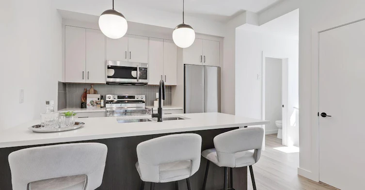 2610 23 Street Northwest, Calgary, AB, T2M 2C3