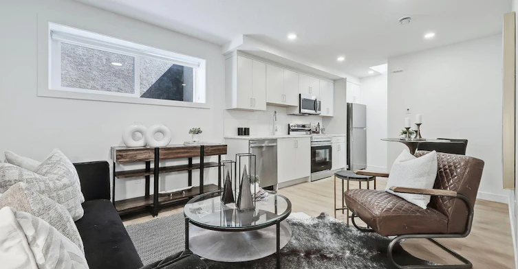 2610 23 Street Northwest, Calgary, AB, T2M 2C3