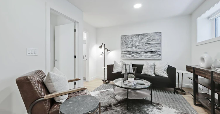2610 23 Street Northwest, Calgary, AB, T2M 2C3 - 3