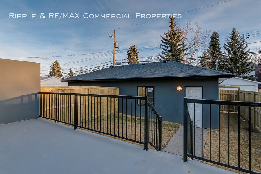 2117 51 Avenue Southwest, Calgary, AB, T3E 1J8 - 26