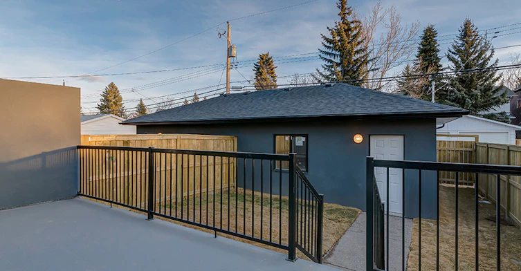 2117 51 Avenue Southwest, Calgary, AB, T3E 1J8 - 26