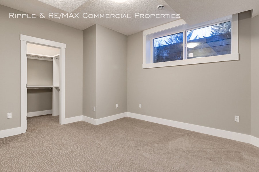 2117 51 Avenue Southwest, Calgary, AB, T3E 1J8 - 25
