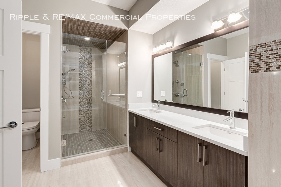 2117 51 Avenue Southwest, Calgary, AB, T3E 1J8 - 16