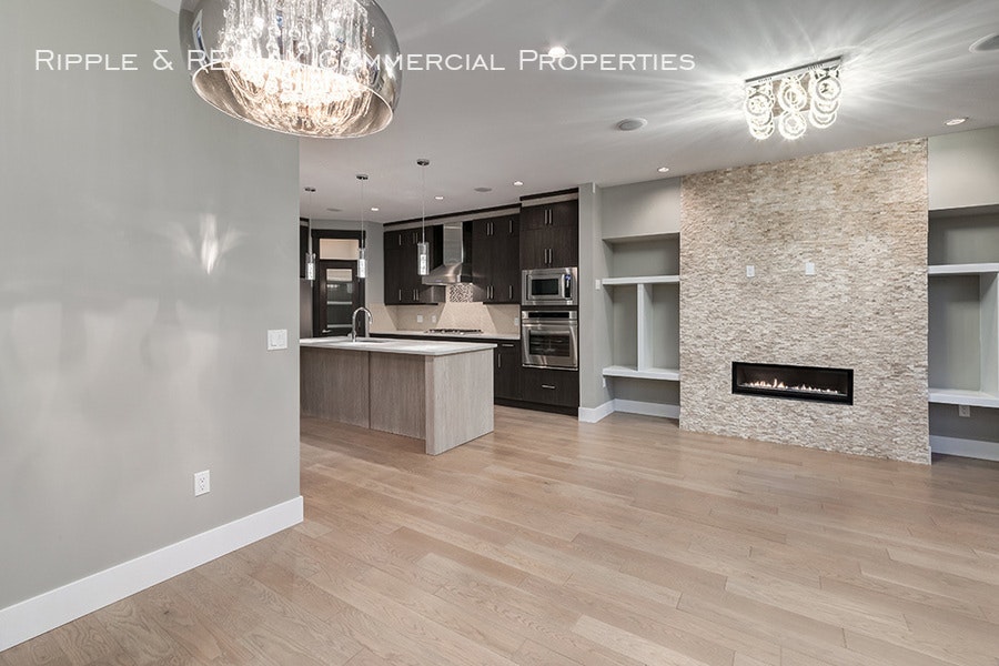 2117 51 Avenue Southwest, Calgary, AB, T3E 1J8 - 5