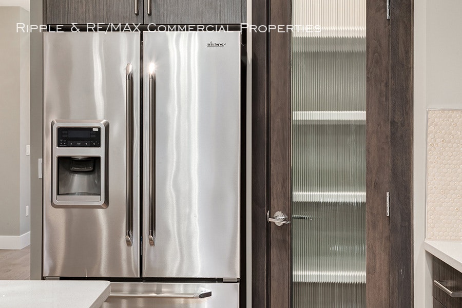 2117 51 Avenue Southwest, Calgary, AB, T3E 1J8 - 10