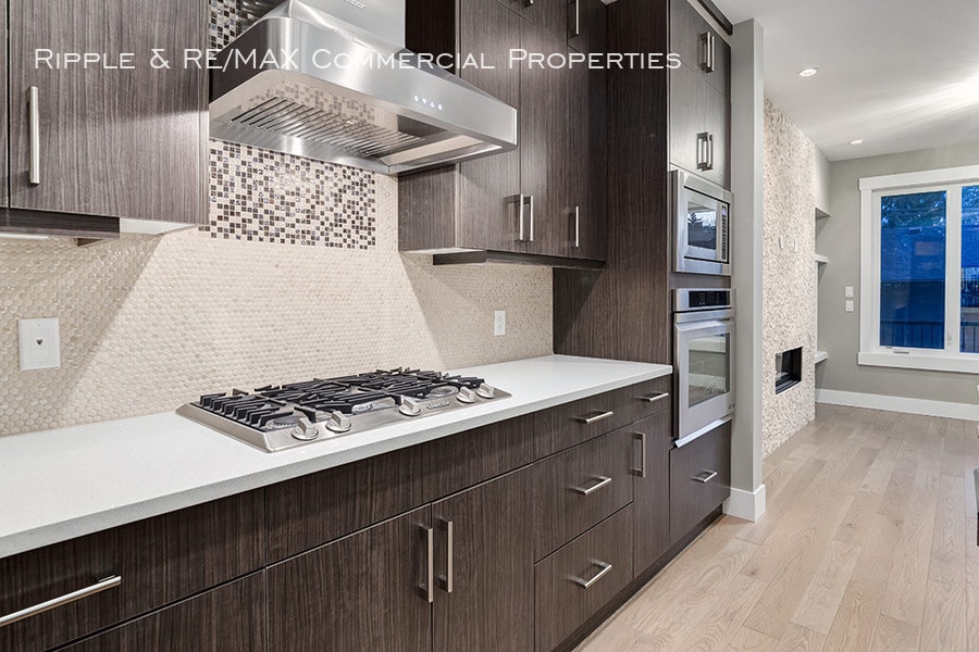 2117 51 Avenue Southwest, Calgary, AB, T3E 1J8 - 12