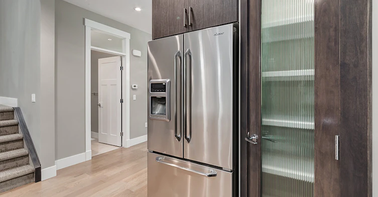 2117 51 Avenue Southwest, Calgary, AB, T3E 1J8 - 11