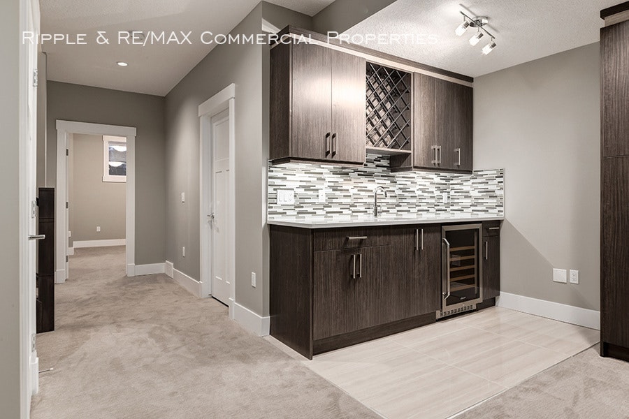 2117 51 Avenue Southwest, Calgary, AB, T3E 1J8 - 24